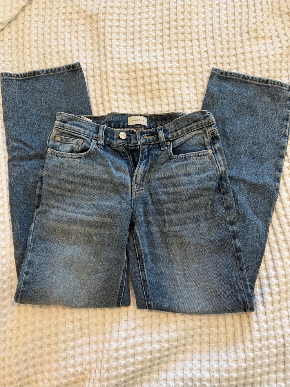PacSun Jordyn Low Rise Straight Jeans Size 23 | Medium Wash | 100% Cotton